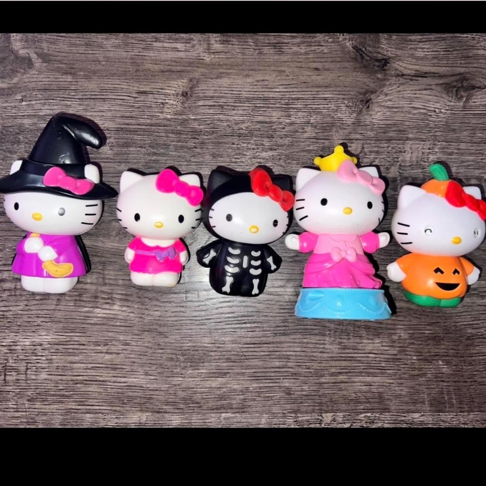 Hello Kitty Pink and Black Doll Collection